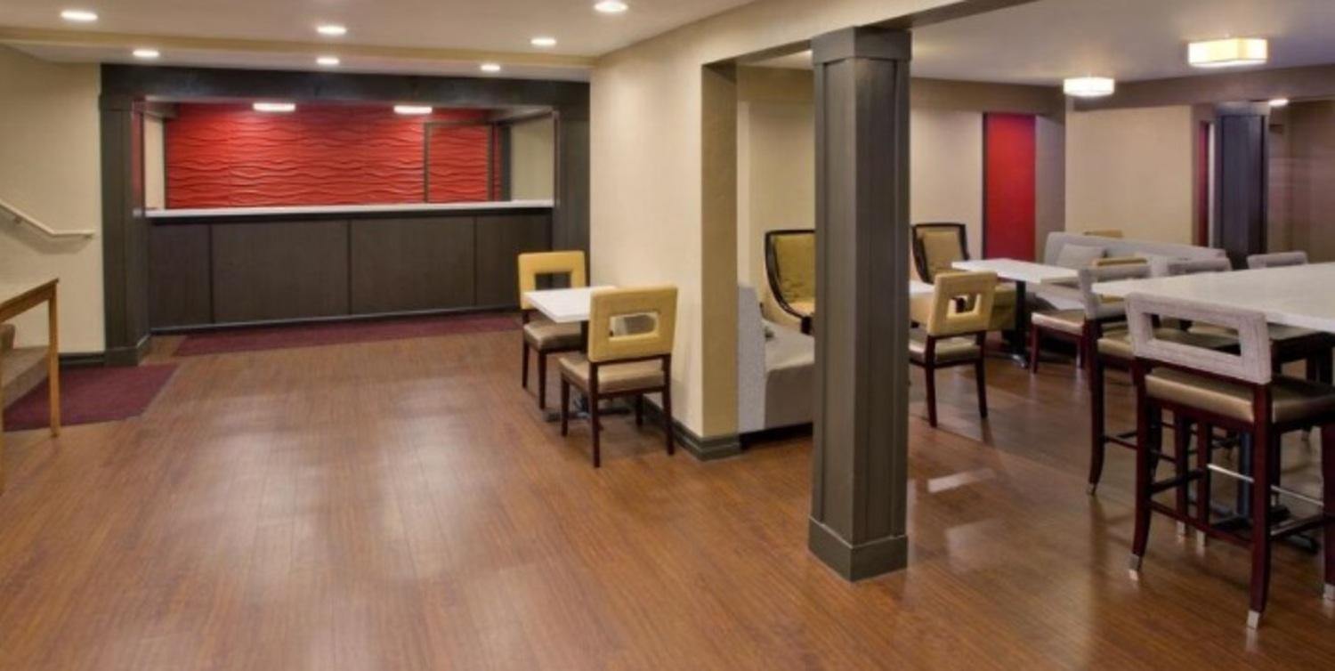 Red Lion Inn And Suites Federal Way Extérieur photo