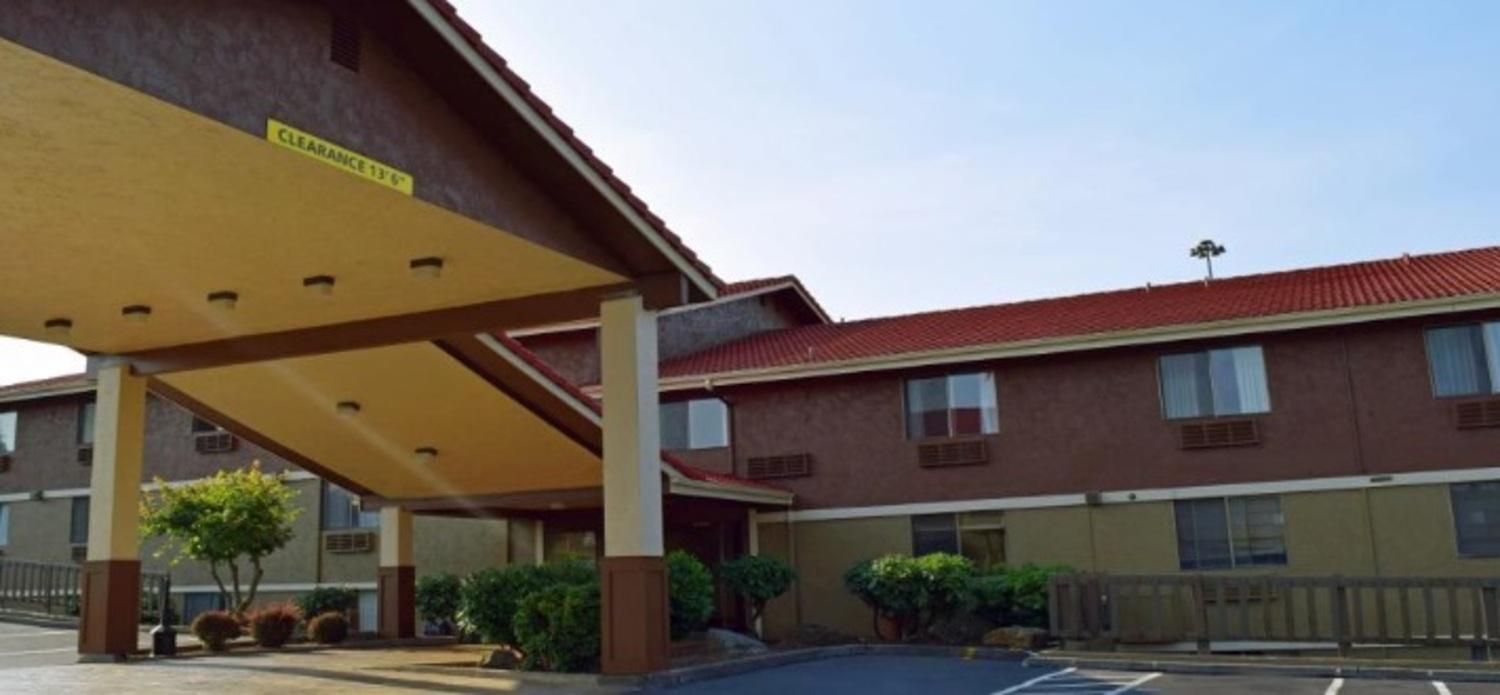 Red Lion Inn And Suites Federal Way Extérieur photo
