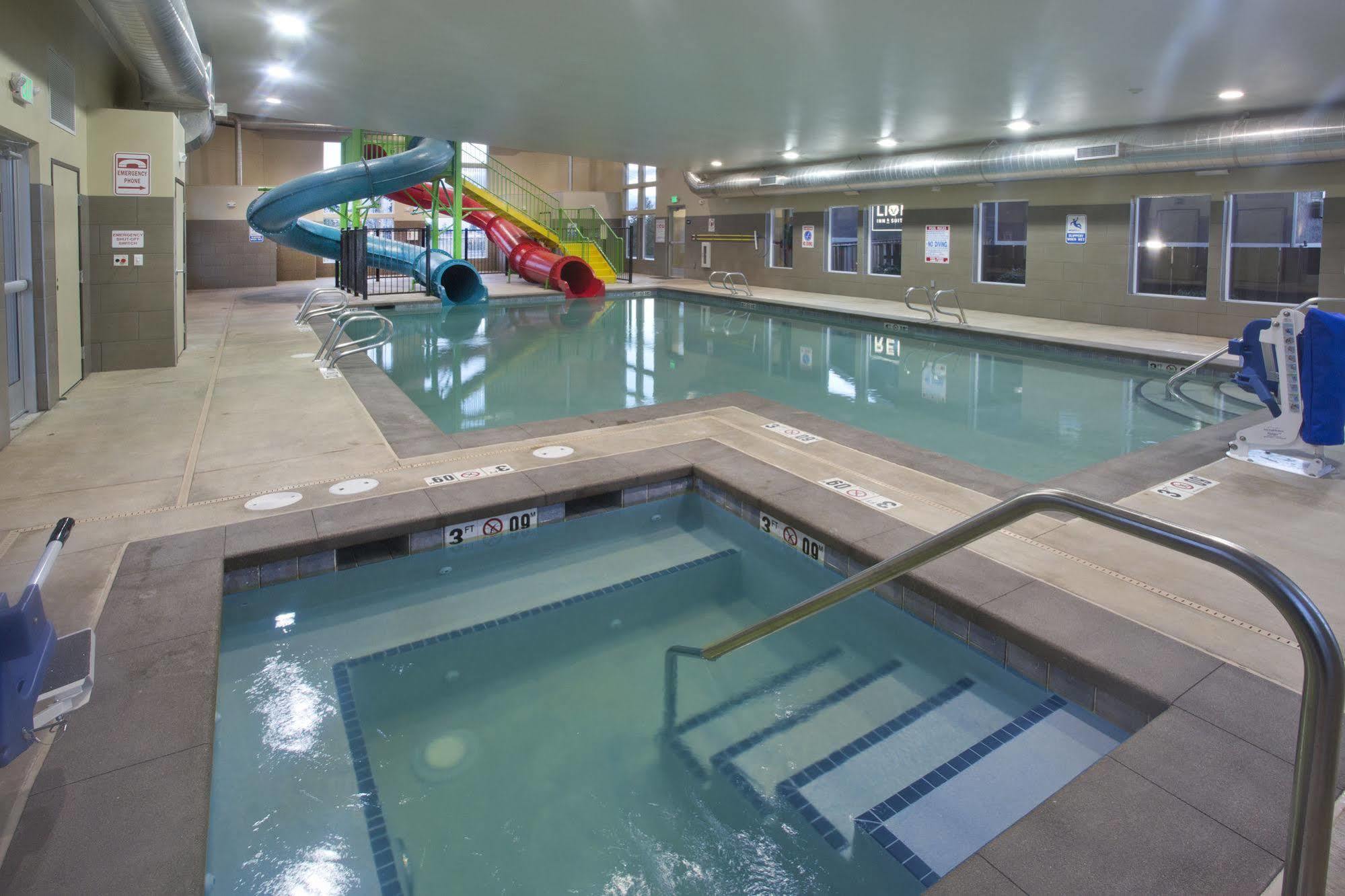 Red Lion Inn And Suites Federal Way Extérieur photo