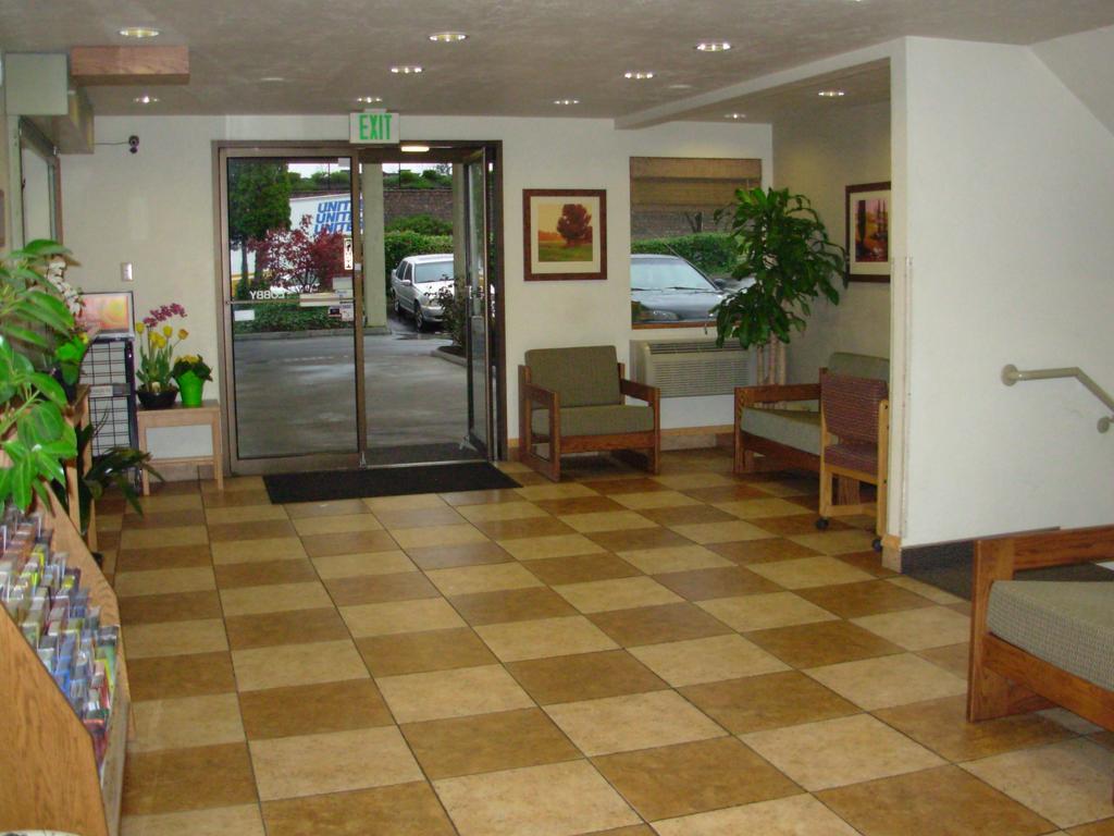 Red Lion Inn And Suites Federal Way Extérieur photo