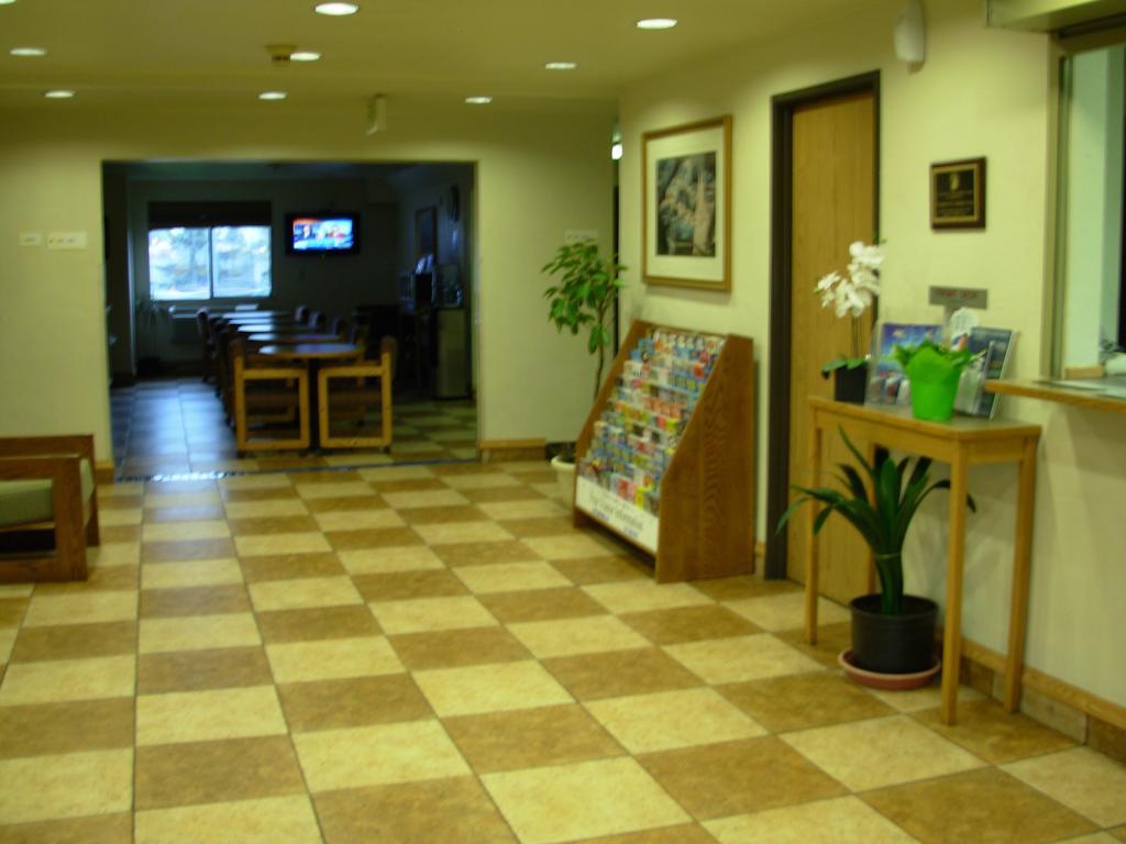 Red Lion Inn And Suites Federal Way Extérieur photo